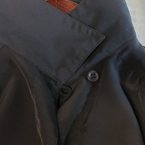 🍁Spring/Summer Black Long Sleeve Silky Feel Blouse. - Picture 4 of 11